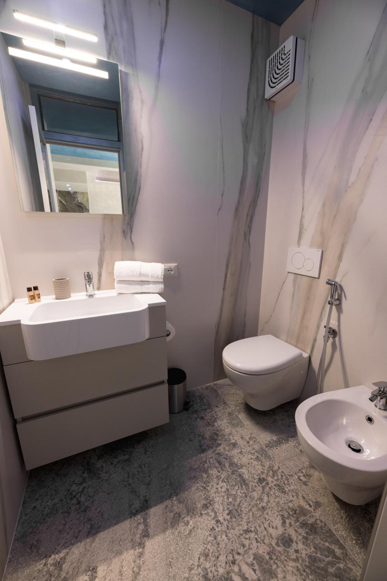 Garda Fantasy Paradise Silver O Gold Desenzano del Garda Ngoại thất bức ảnh